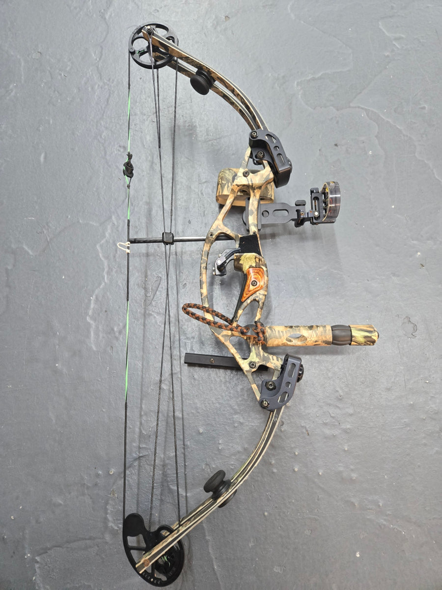 Hoyt USAアーチェリー Hoyt Ultratec XT2000 Left Hand 60-70# Used| XSpot Archery