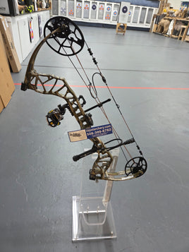 Bear Legit MAXX+ RTH 14-70 Rh Bottomland  Hunting Bow    Dealer Only
