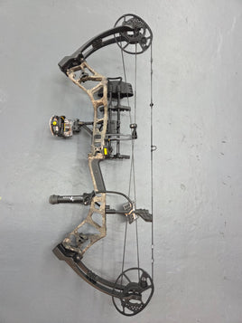 Bear Surpass RH 70# Camo Compound Hunting Bow Used
