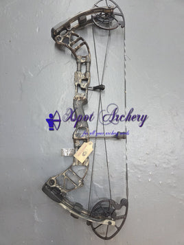 Prime Form 30 Rh 29 70# Bottomlands / Bottomlands Hunting Bow