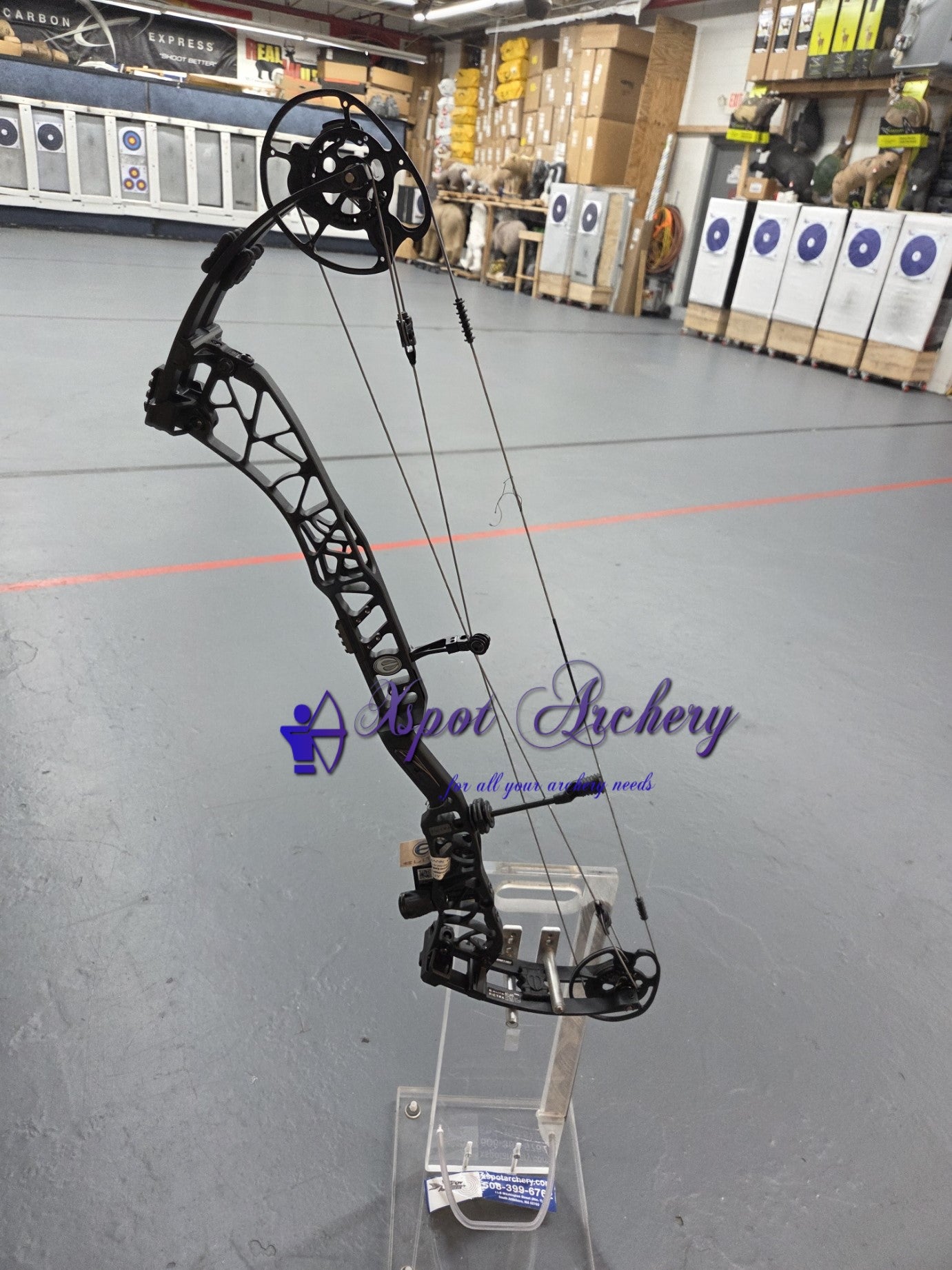 Elite Archery Victra 60# Left Hand Black| XSpot Archery