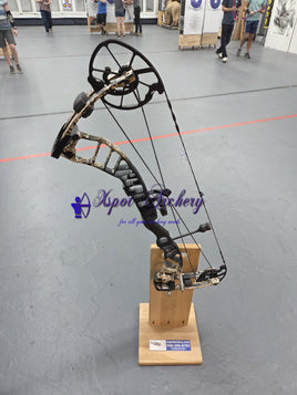 Prime RVX 4 Rh G Fade Black  / Subalpine   65# 29 In. Hunting Bow Demo