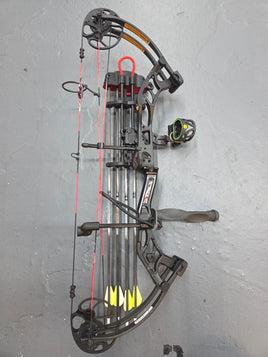 BlackOut Faze  Compound Bow Package LH USED