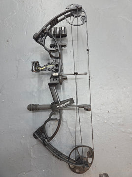 DIAMOND EDGE XT BOW BLACK 20-70 LB 19-31 IN. RH Used