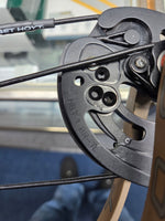 Hoyt Stratos 36 HBT 1  RH 30# To 40# Flat Dark Earth  Target Bow Used