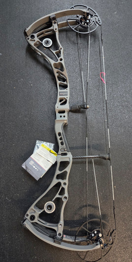 Bowtech Core SS RH 60# Smoke Gray Demo