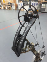 Bowtech Alliance 33 Compound Hunting Bow RH Kuiu Verde 75#