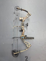 Diamond Stud Left Hand 60-70#  Ready To Shoot Used