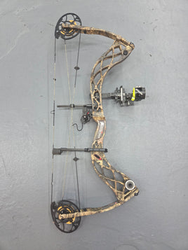 Bowtech Carbon Icon Camo   Left Hand  50-60#  Used RTH