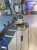 Darton Exodus Pro  50/60 lbs Blue  Black Limb Compound Target Bow Demo