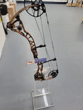 Bowtech  CP30 RH 70# Country DNA